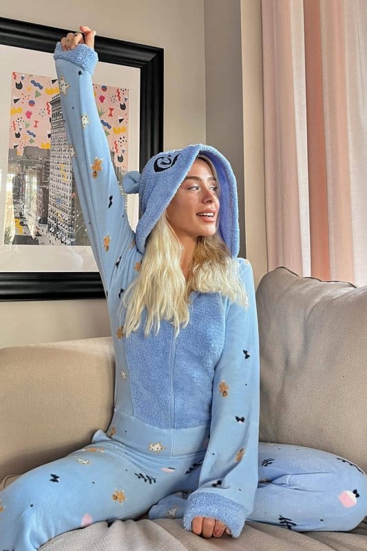 Mavi Cookies Desenli Kadın Polar Peluş Tulum Pijama Takımı
