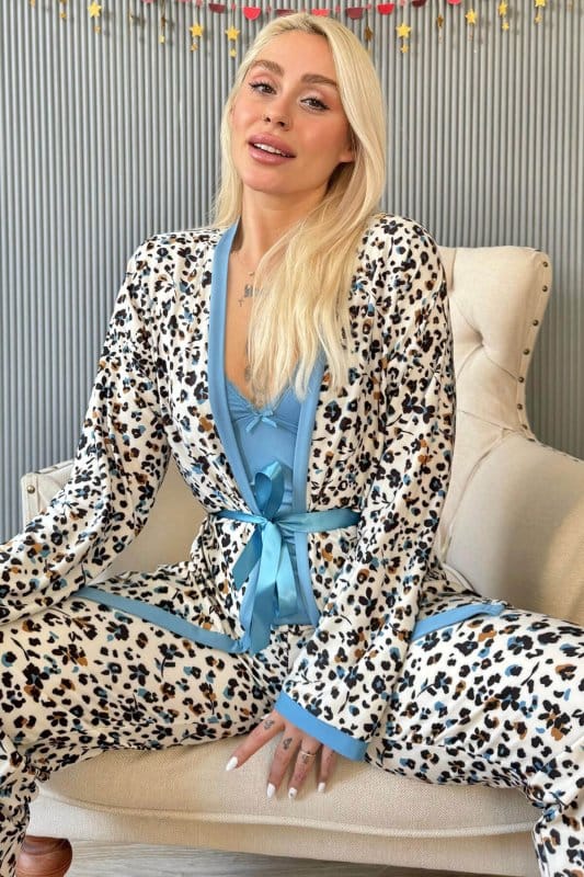 Mavi Flore Exclusive Örme Sabahlıklı Kadın Pijama Takımı