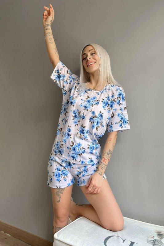 Mavi Gül Baskılı Şortlu Kadın Pijama Takımı