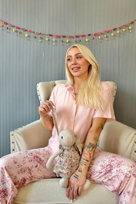 Mercan Florado Exclusive Önden Düğmeli Kısa Kollu Kadın Pijama Takımı