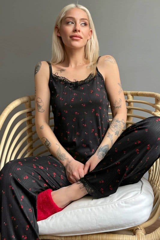 Mini Fleur Dantelli İp Askılı Örme Kadın Pijama Takımı