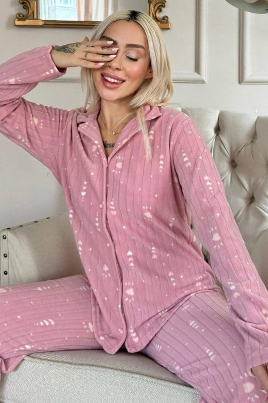 Pudra Kalp Desenli Önden Düğmeli Peluş Polar Pijama Takımı