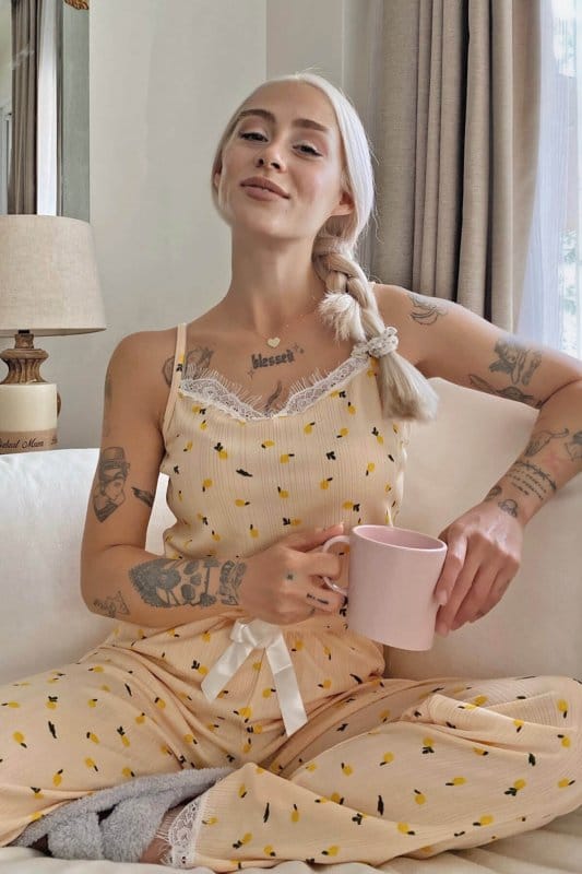 Sarı Limon Baskılı Dantelli İp Askılı Örme Kadın Pijama Takımı