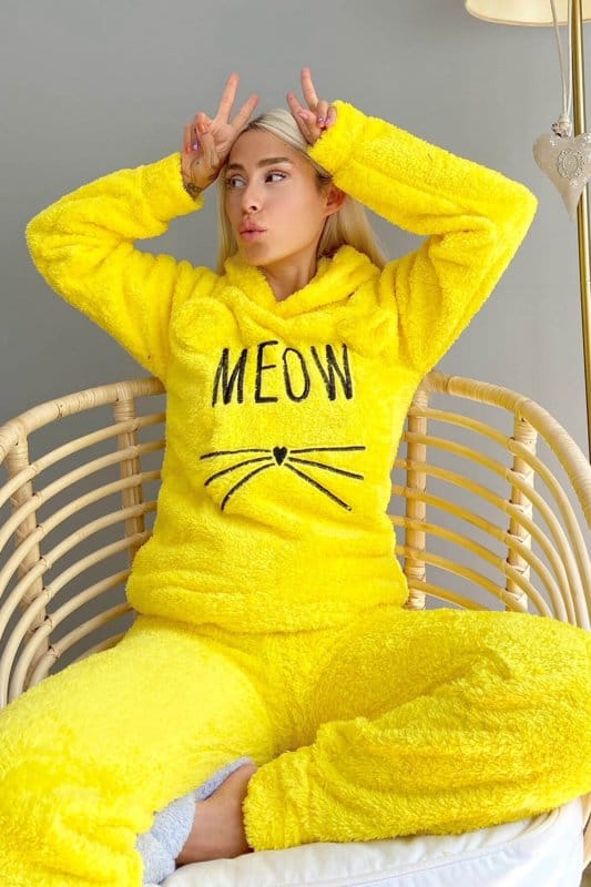 Sarı Meow Desenli Tam Peluş Pijama Takımı