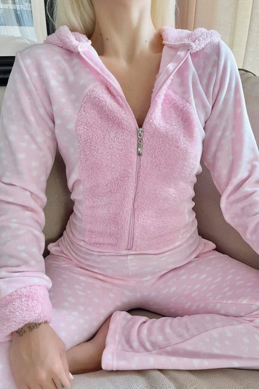 Toz Pembe Mini Kalp Desenli Kadın Polar Peluş Tulum Pijama Takımı