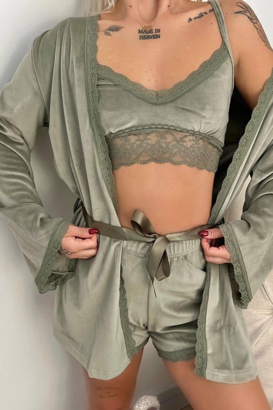 Yeşil Bralet Exclusive Kadife Sabahlıklı Kadın Pijama Takımı 