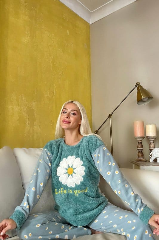 Yeşil Life is Good Desenli Kadın Peluş Pijama Takımı