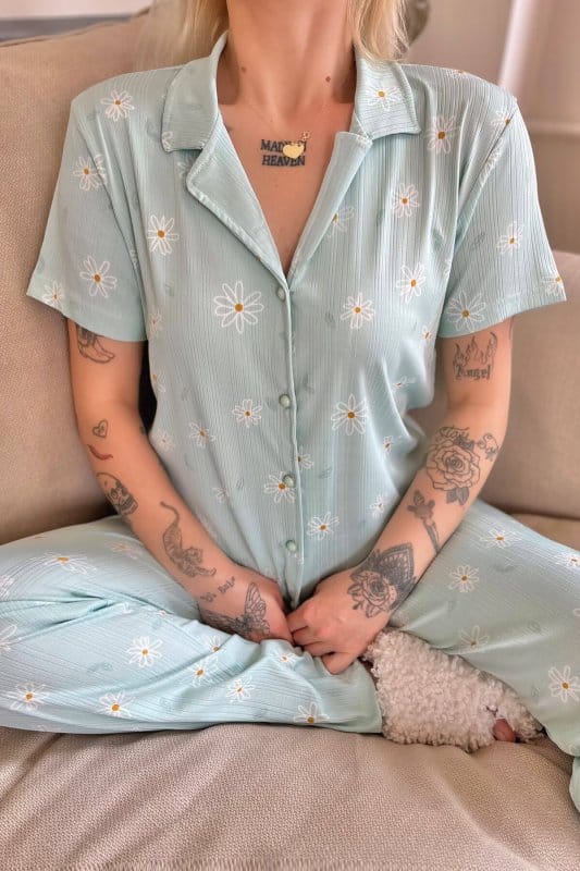 Yeşil Papatya Desenli Örme Önden Düğmeli Kısa Kol Kadın Pijama