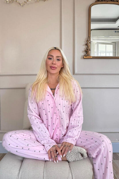 Açık Pembe Kalp Desenli Önden Düğmeli Peluş Polar Pijama Takımı - 4