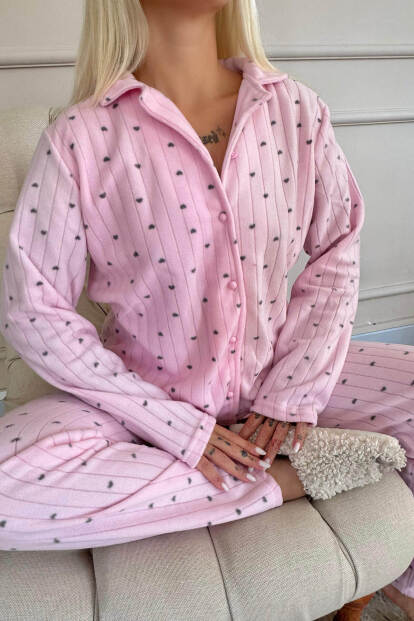 Açık Pembe Kalp Desenli Önden Düğmeli Peluş Polar Pijama Takımı - 5