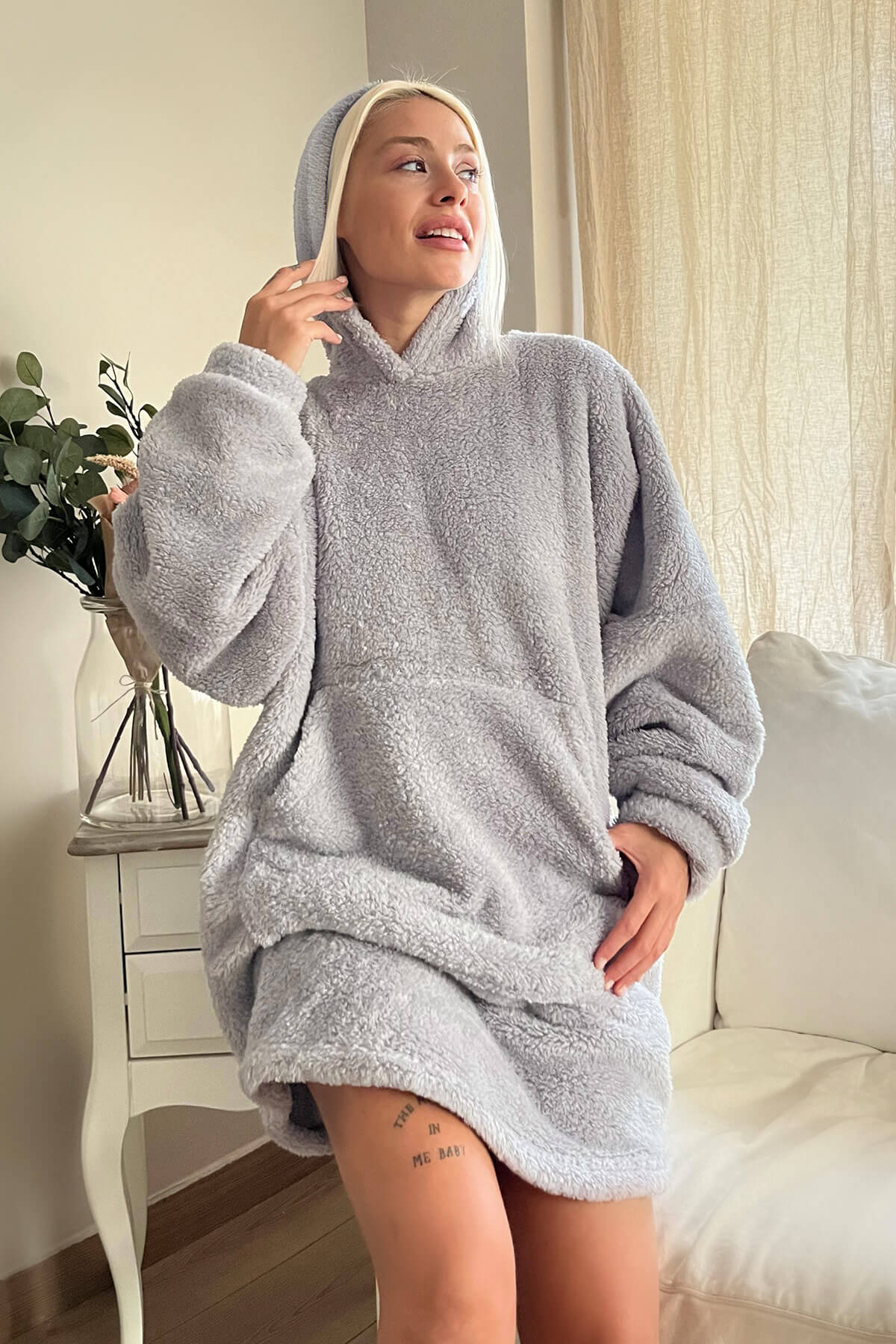 Gri Kapşonlu Tam Peluş Oversize Sweat Panço Pijama - 1