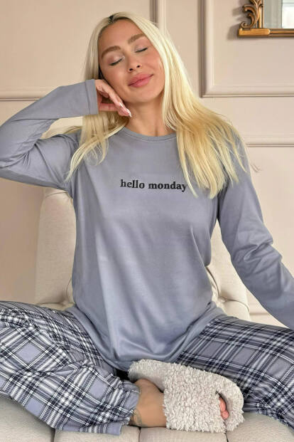 Gri Monday Desenli Termal Kadın Pijama Takımı - 1