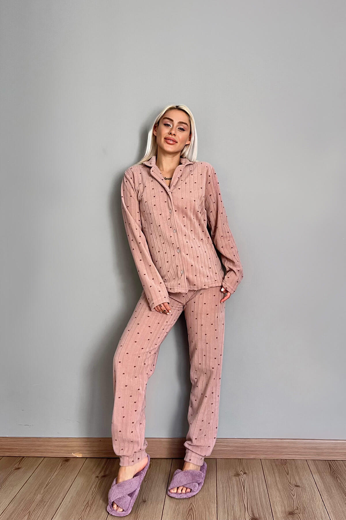 Kahve Kalp Desenli Önden Düğmeli Peluş Polar Pijama Takımı - 6