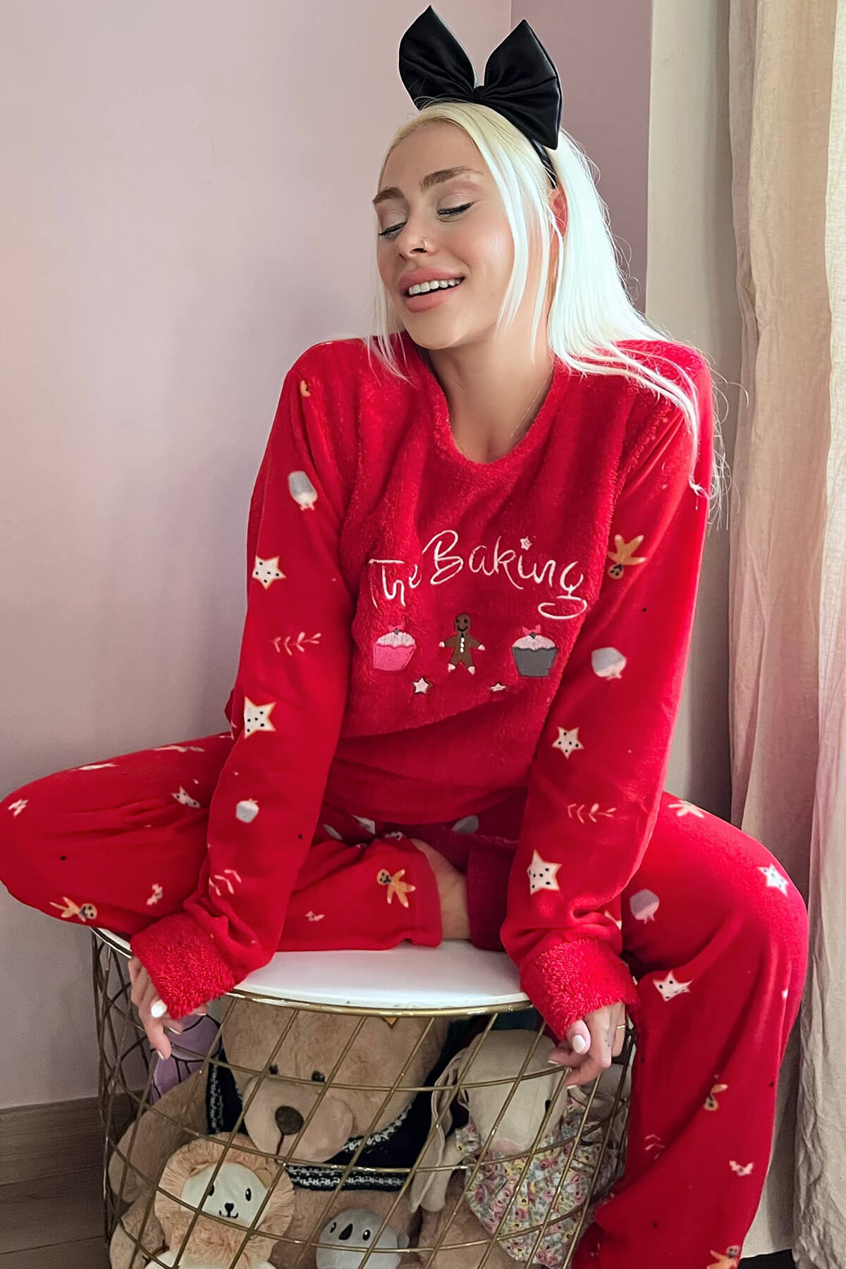 Kırmızı Baking Desenli Kadın Peluş Pijama Takımı - 1