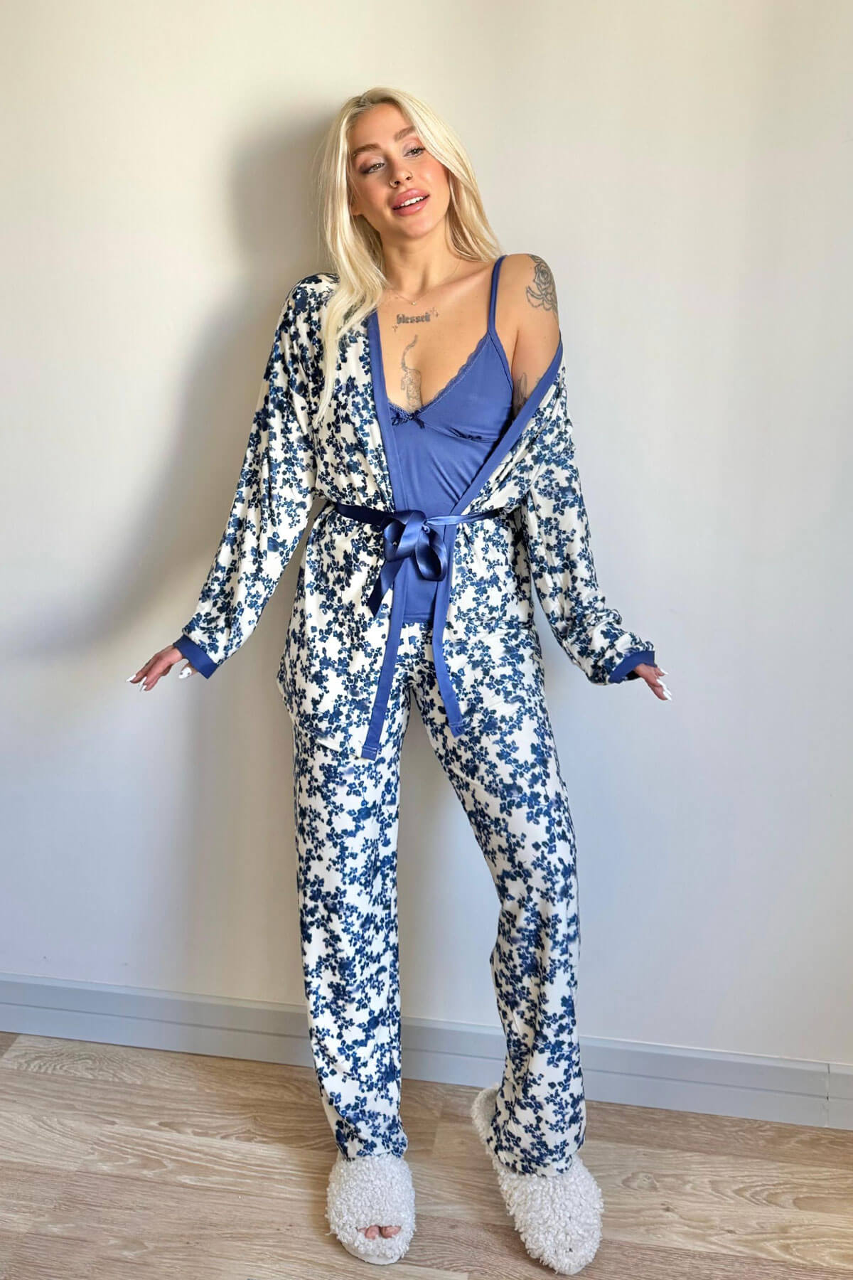 Lacivert Flore Exclusive Örme Sabahlıklı Kadın Pijama Takımı - 7