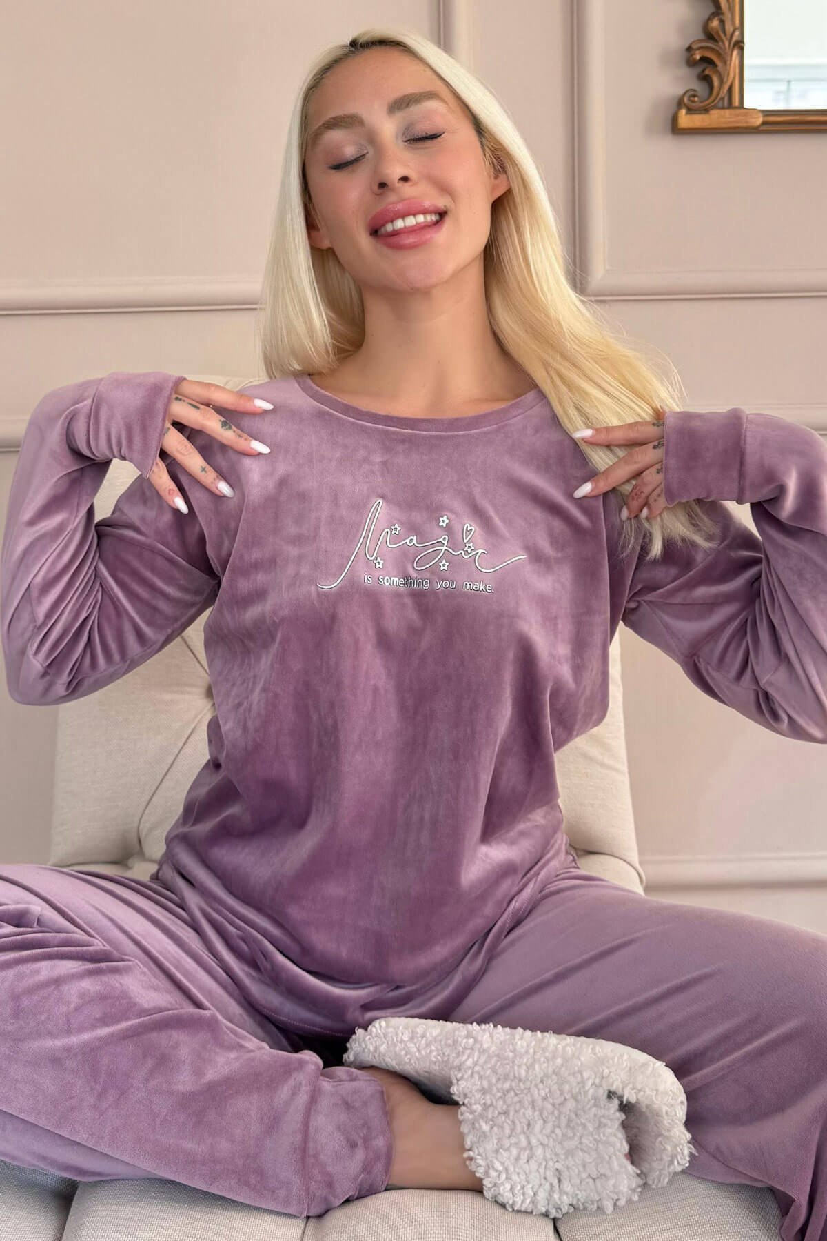 Lila Magic Desenli Exclusive Kadife Kadın Pijama Takımı  - 1