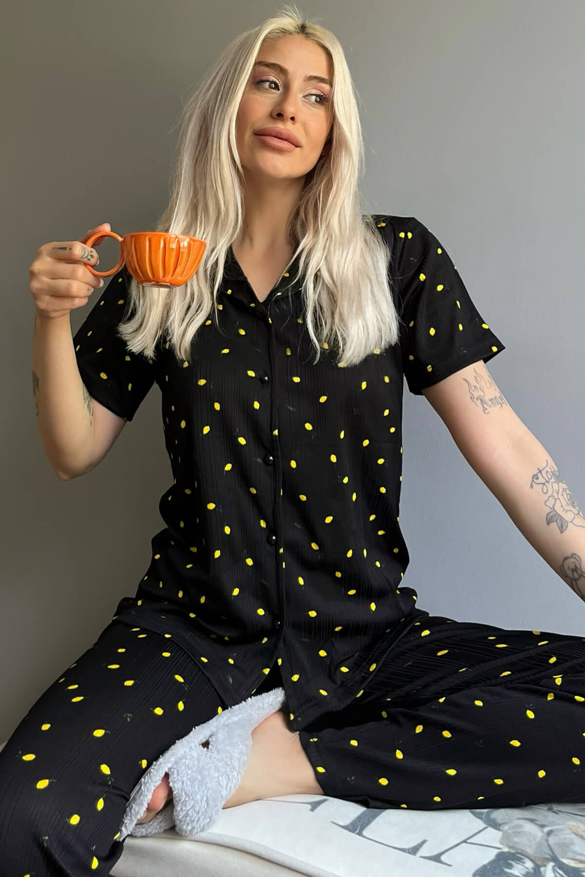 Limon Desenli Örme Önden Düğmeli Kısa Kol Kadın Pijama Takımı - 1