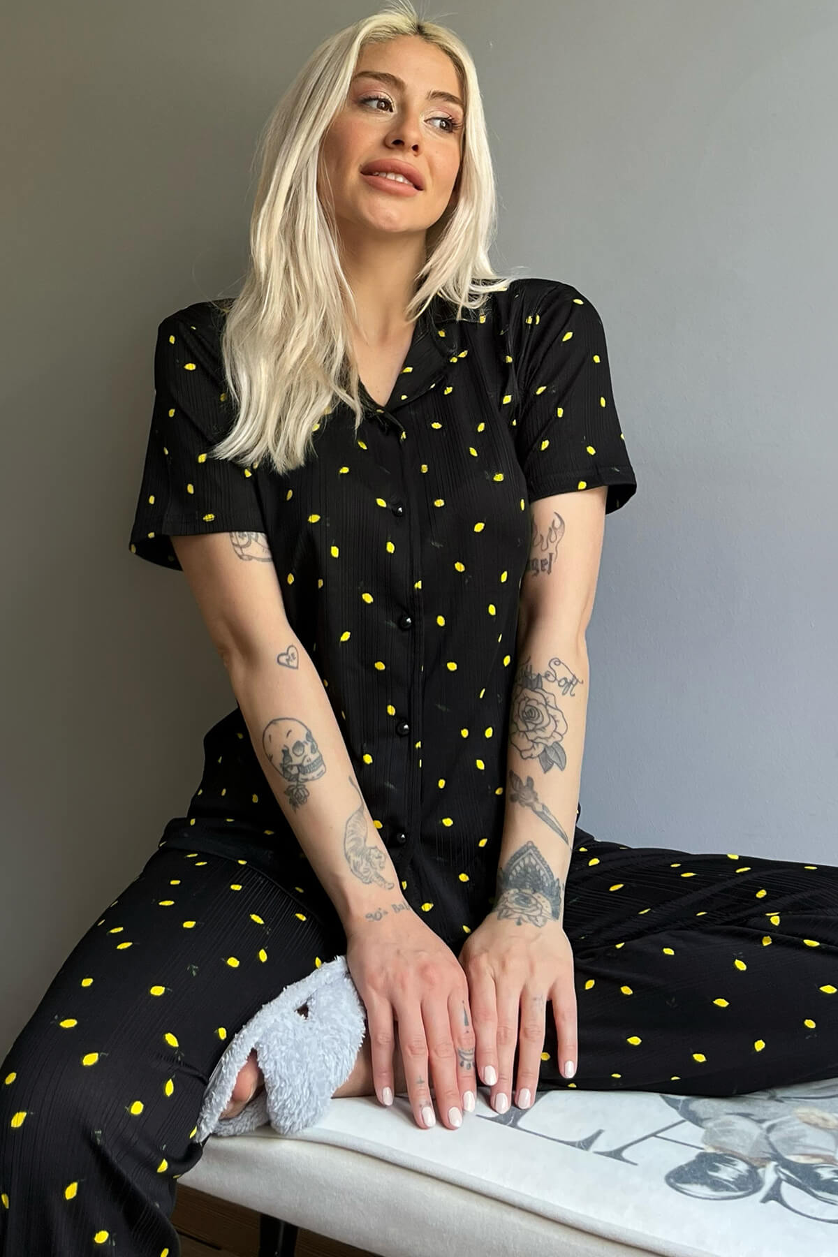Limon Desenli Örme Önden Düğmeli Kısa Kol Kadın Pijama Takımı - 2