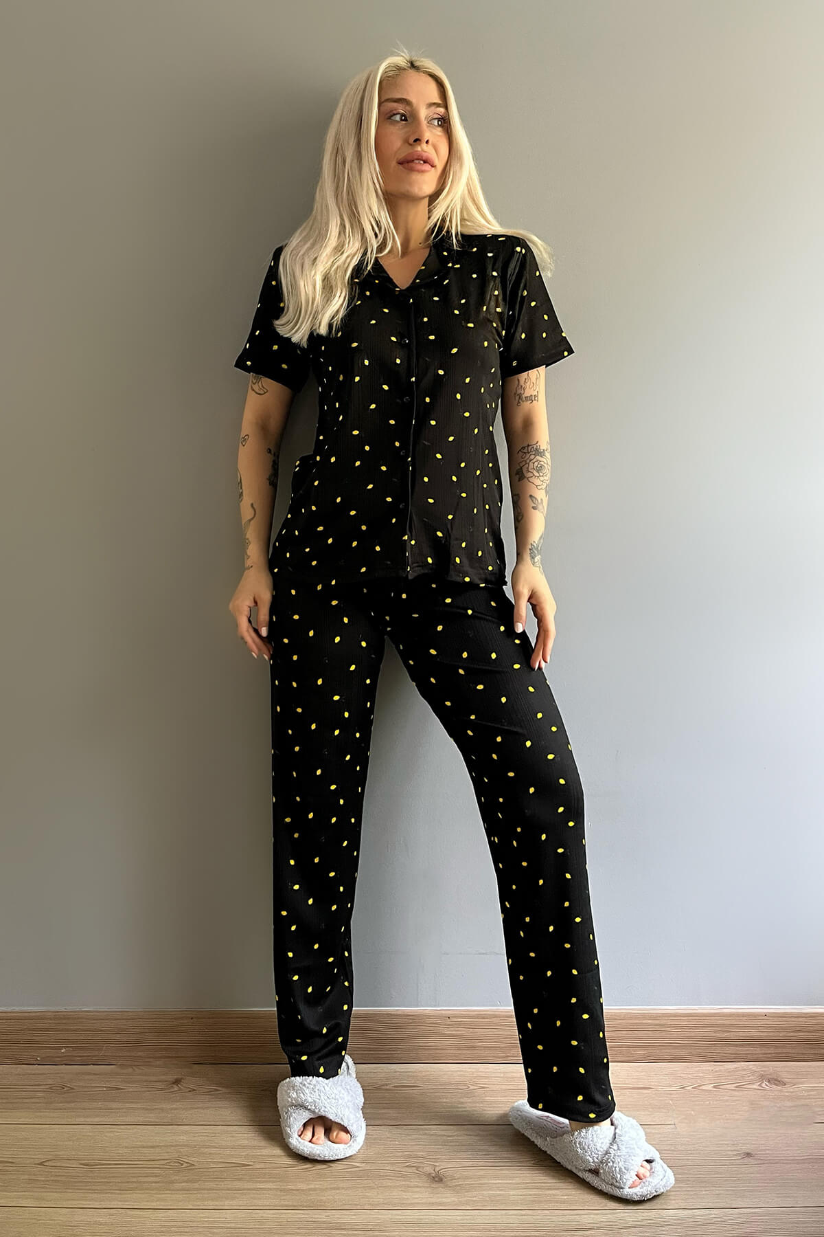Limon Desenli Örme Önden Düğmeli Kısa Kol Kadın Pijama Takımı - 4