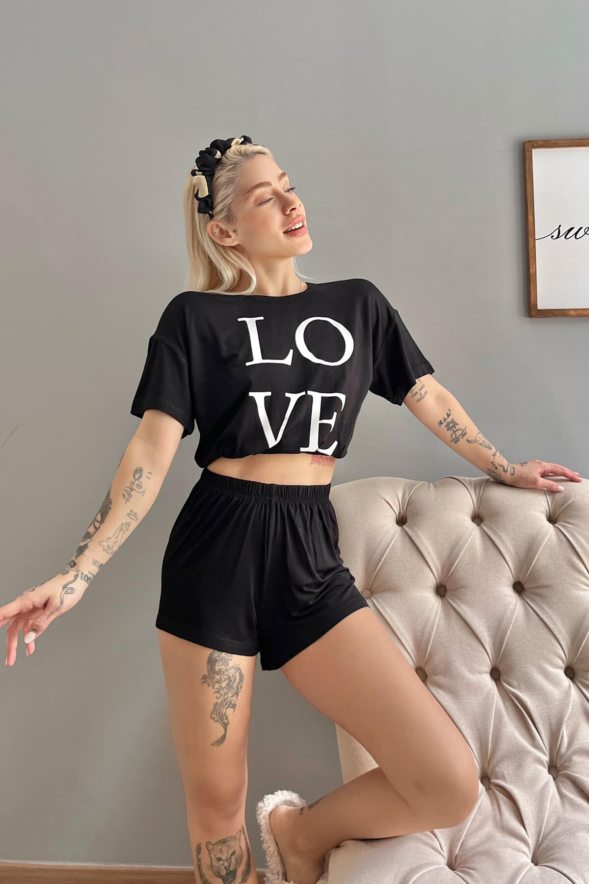 Love Baskılı Crop Örme Kısa Kollu Şortlu Pijama Takımı - 2