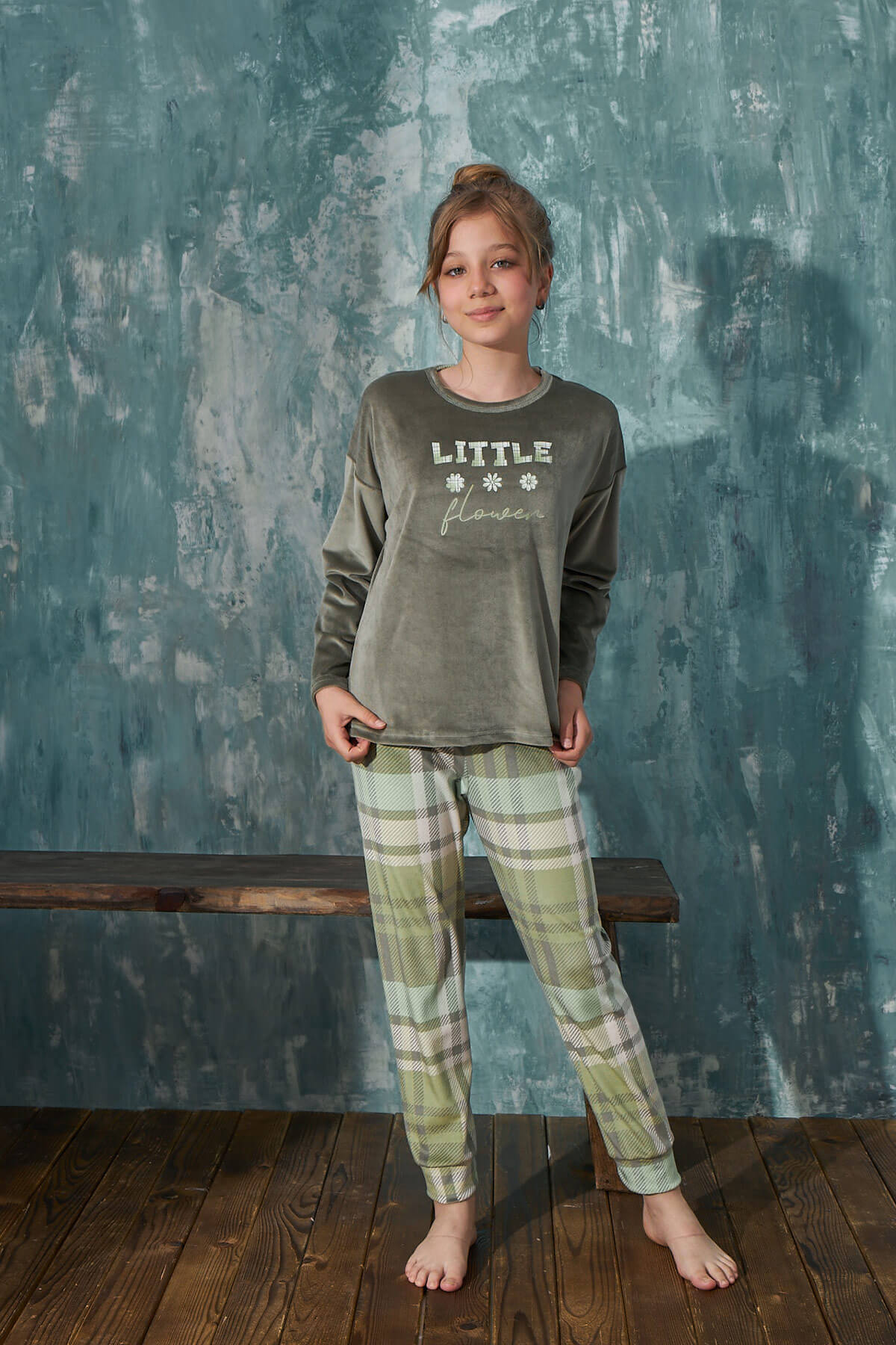 Mint Liitle Desenli Exclusive Kadife Kız Çocuk Pijama Takımı  - 3