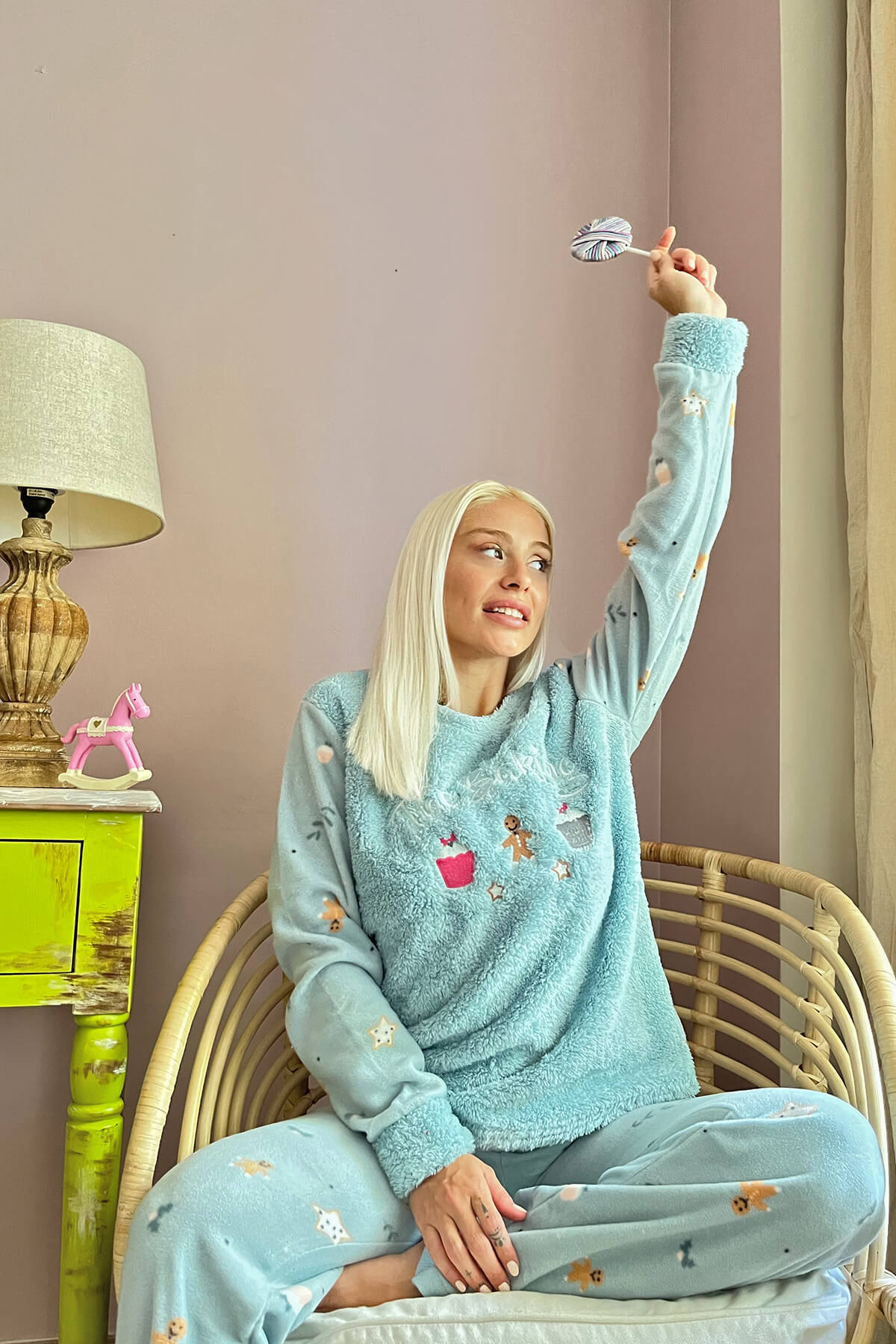 Mint Yeşili Baking Desenli Kadın Peluş Pijama Takımı - 3