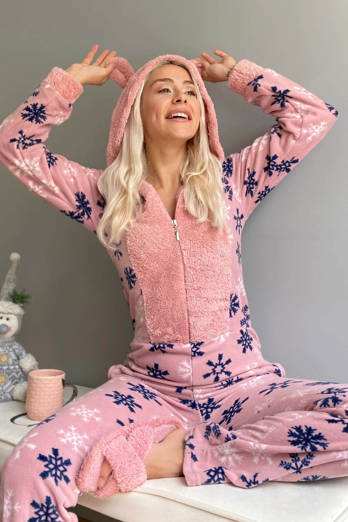 Pembe Kartanesi Desenli Kadın Polar Peluş Tulum Pijama - 1