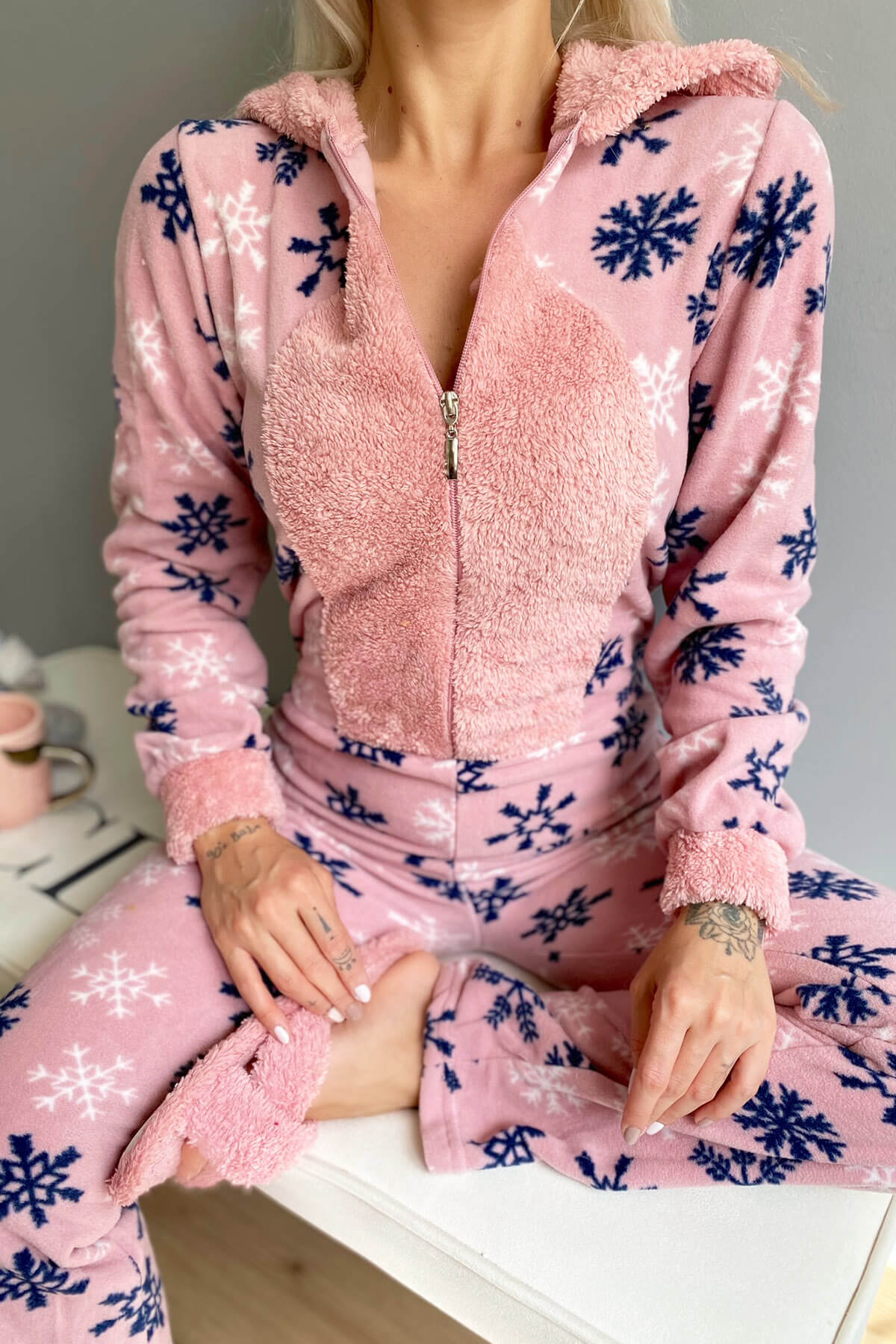 Pembe Kartanesi Desenli Kadın Polar Peluş Tulum Pijama - 5