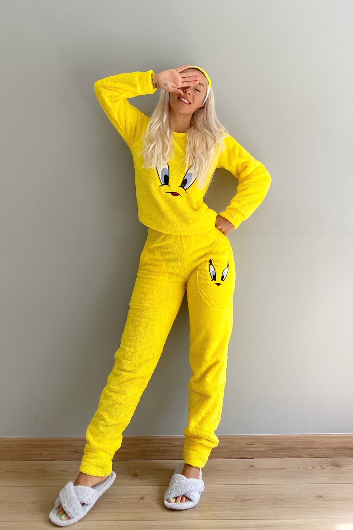 Sarı Kuş Desenli Tam Peluş Pijama Takımı - 6