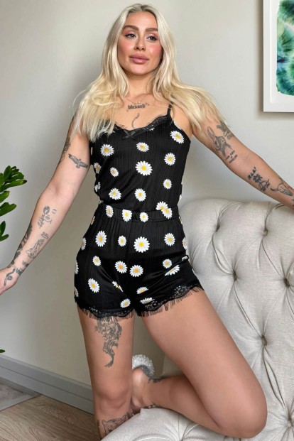 Siyah Camomile Dantel Detaylı İp Askı Şortlu Örme Pijama Takımı 
