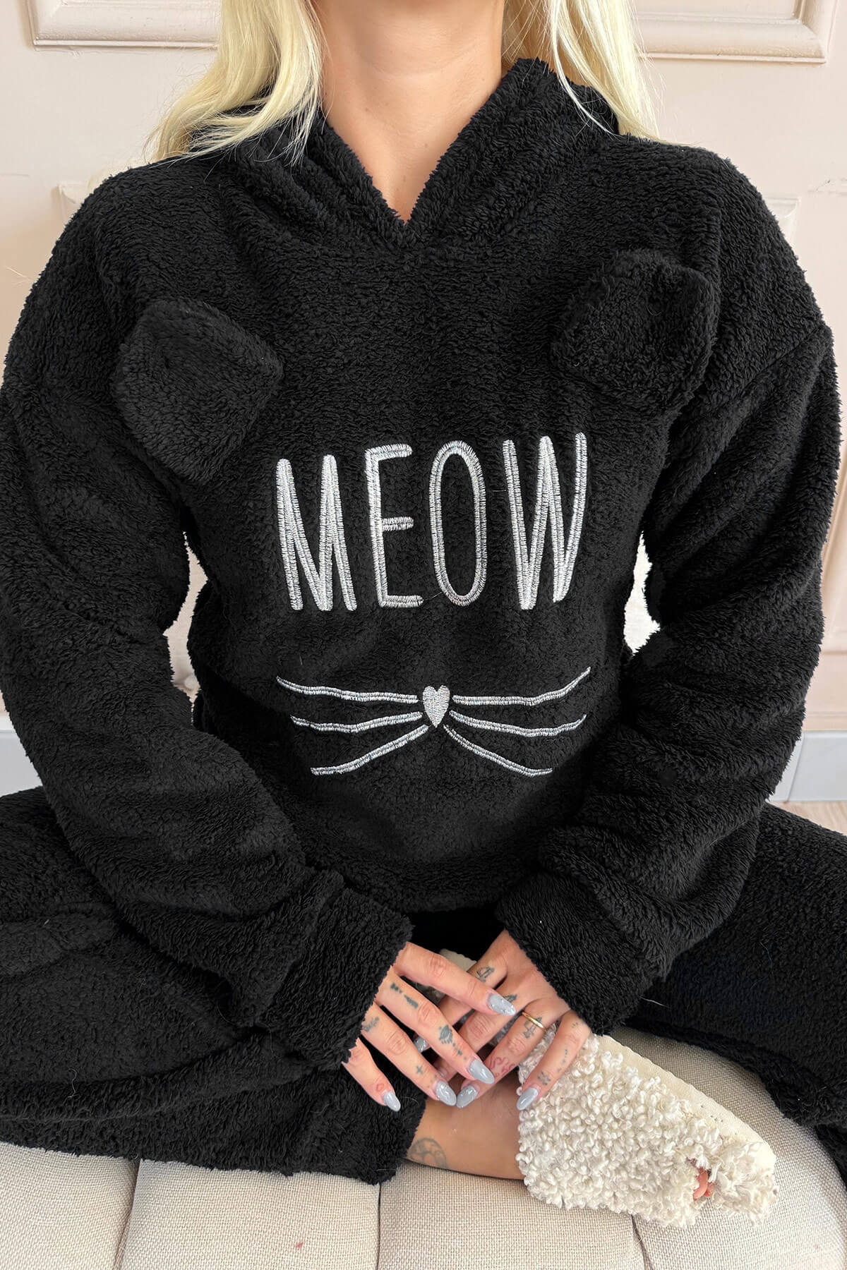 Siyah Meow Desenli Tam Peluş Pijama Takımı - 6