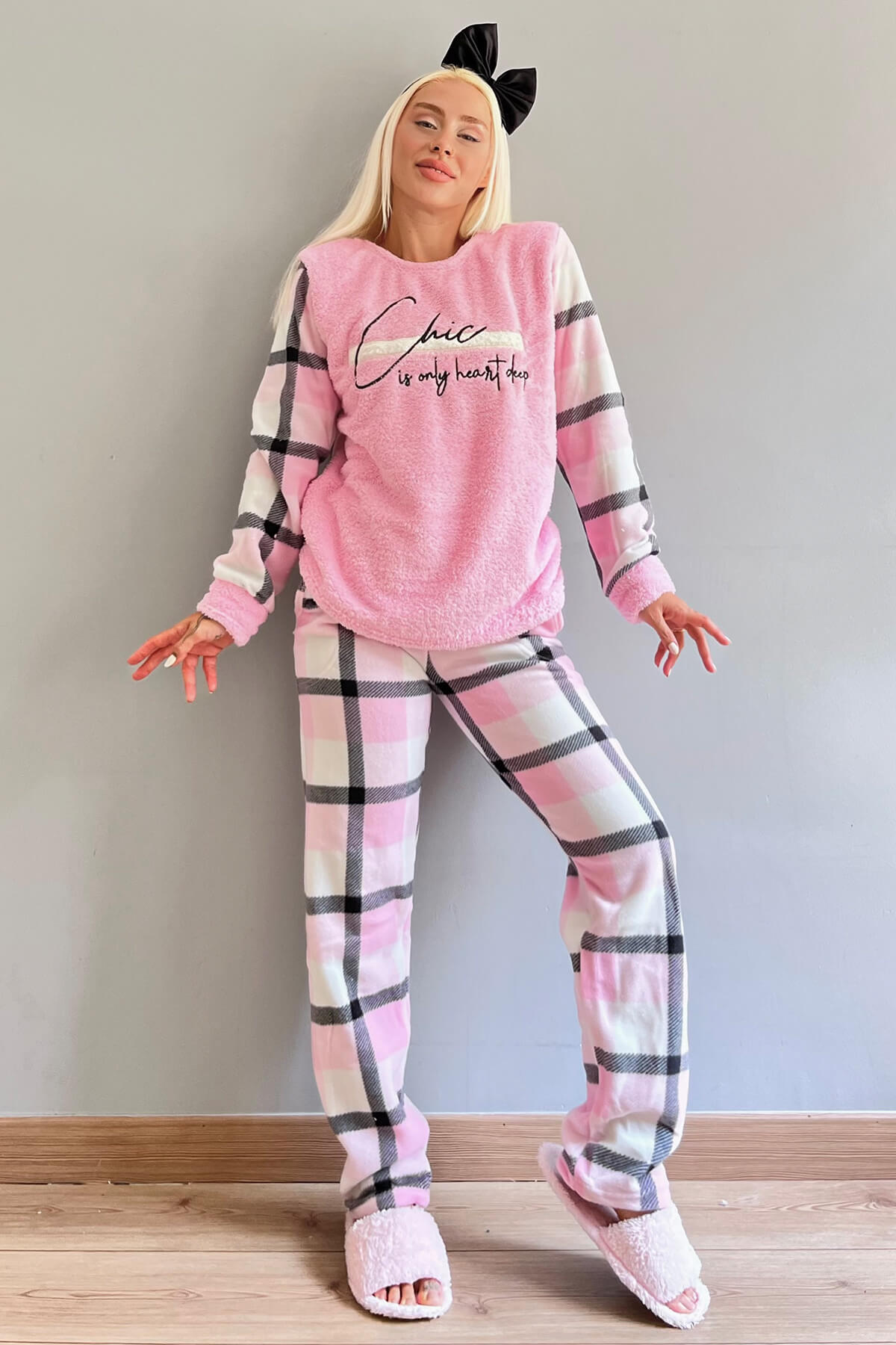 Toz Pembe Deep Chic Desenli Kadın Peluş Pijama Takımı - 4