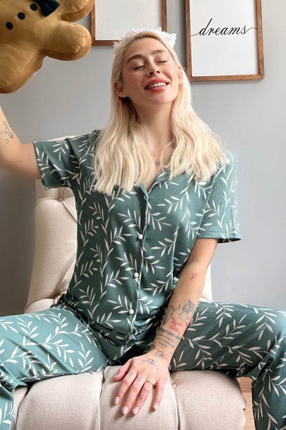 Yeşil Zeytin Dalı Desenli Örme Önden Düğmeli Kısa Kol Kadın Pijama - 1