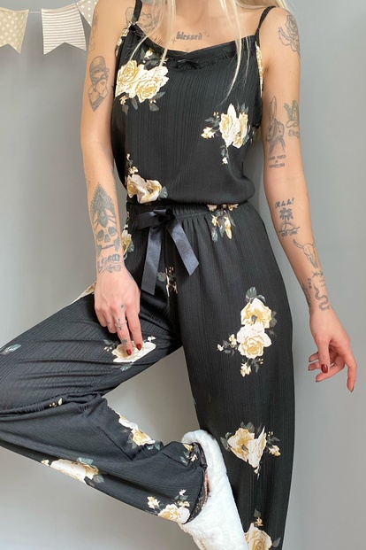 Çiçek Desenli Dantelli İp Askılı Örme Kadın Pijama Takımı - 3