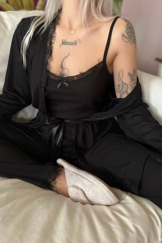 Dark Black Desenli Sabahlıklı Pegasus Pijama Takımı - Pijamaevi (3)