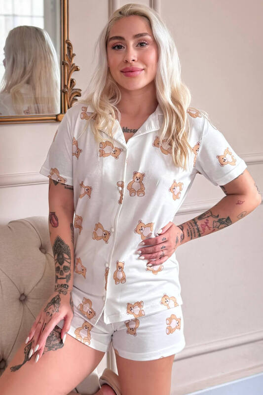 Doux Bear Desenli Kısa Kol Şortlu Önden Düğmeli Kadın Pijama Takımı - Pijamaevi