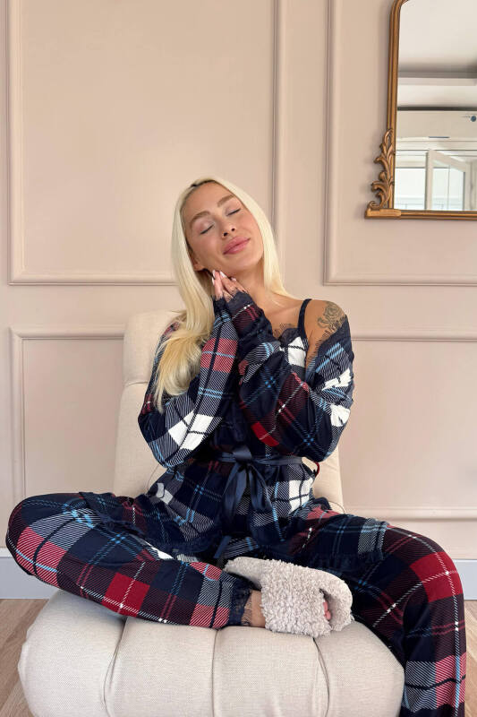 Ekose Baskılı Sabahlıklı Kadife Pijama Takımı - Pijamaevi (2)