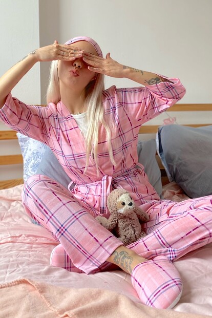 Ekose Baskılı Sabahlıklı Pijama Takımı - 3