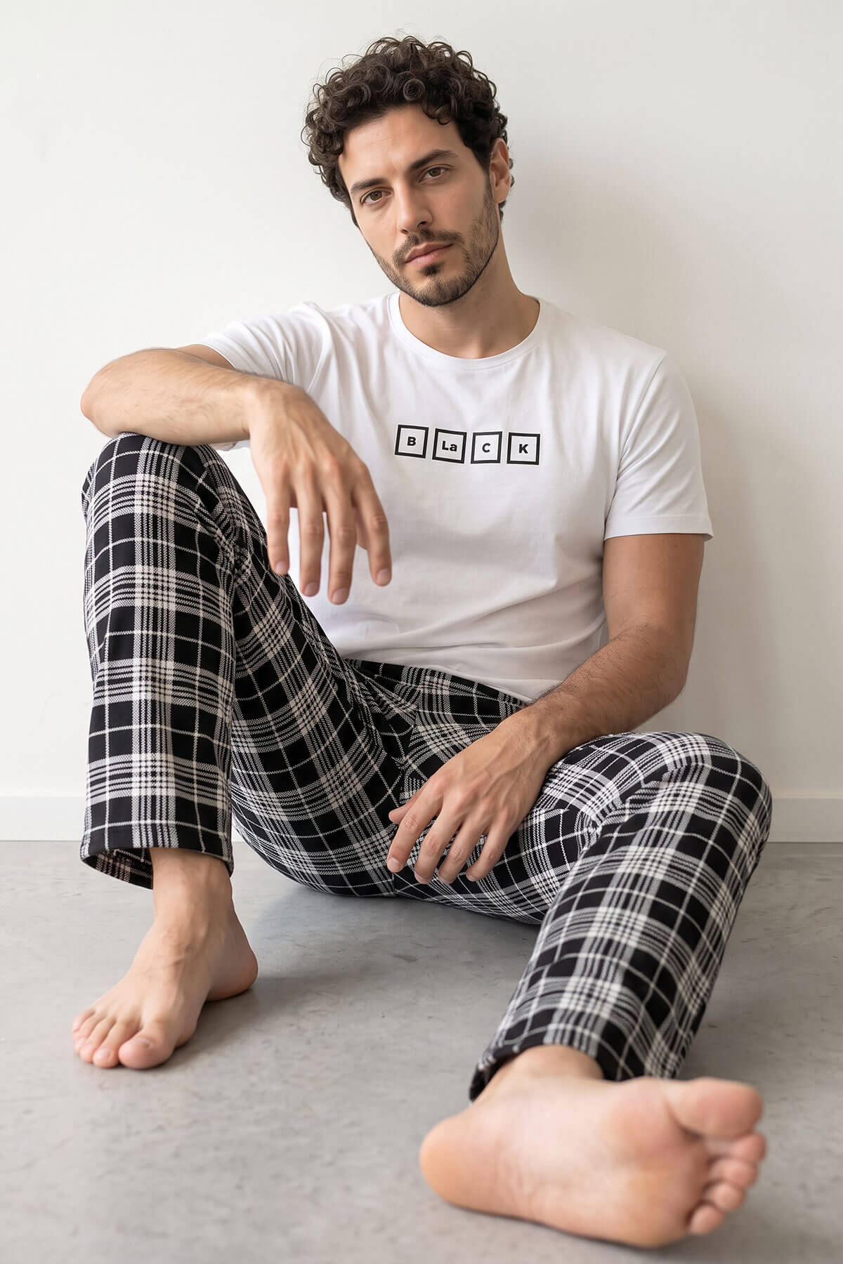 Ekru Black Baskılı Kısa Kol Erkek Pijama Takımı - Pijamaevi