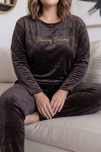 Espresso Dream Desenli Exclusive Battal Büyük Beden Kadife Kadın Pijama Takımı  - 4