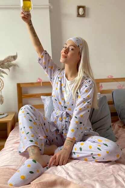 Flower Baskılı Sabahlıklı Pijama Takımı - 1