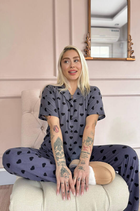 Füme Berry Love Desenli Bambu Önden Düğmeli Kısa Kol Pijama Takımı - Pijamaevi (3)