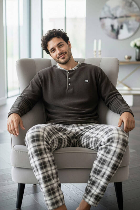 Füme Kahve Ekose Desenli Polar Erkek Pijama Takımı - Pijamaevi (1)