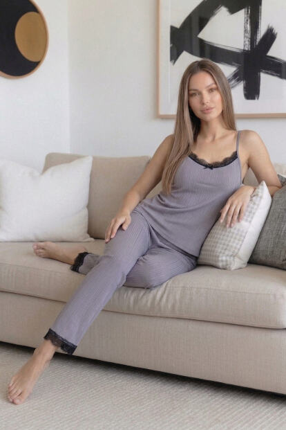 Gray Desenli Sabahlıklı Pegasus Pijama Takımı - 8