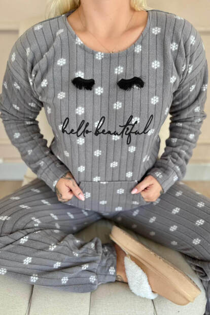 Gri Beautiful Desenli Kanguru Cepli Peluş Polar Pijama Takımı - 5