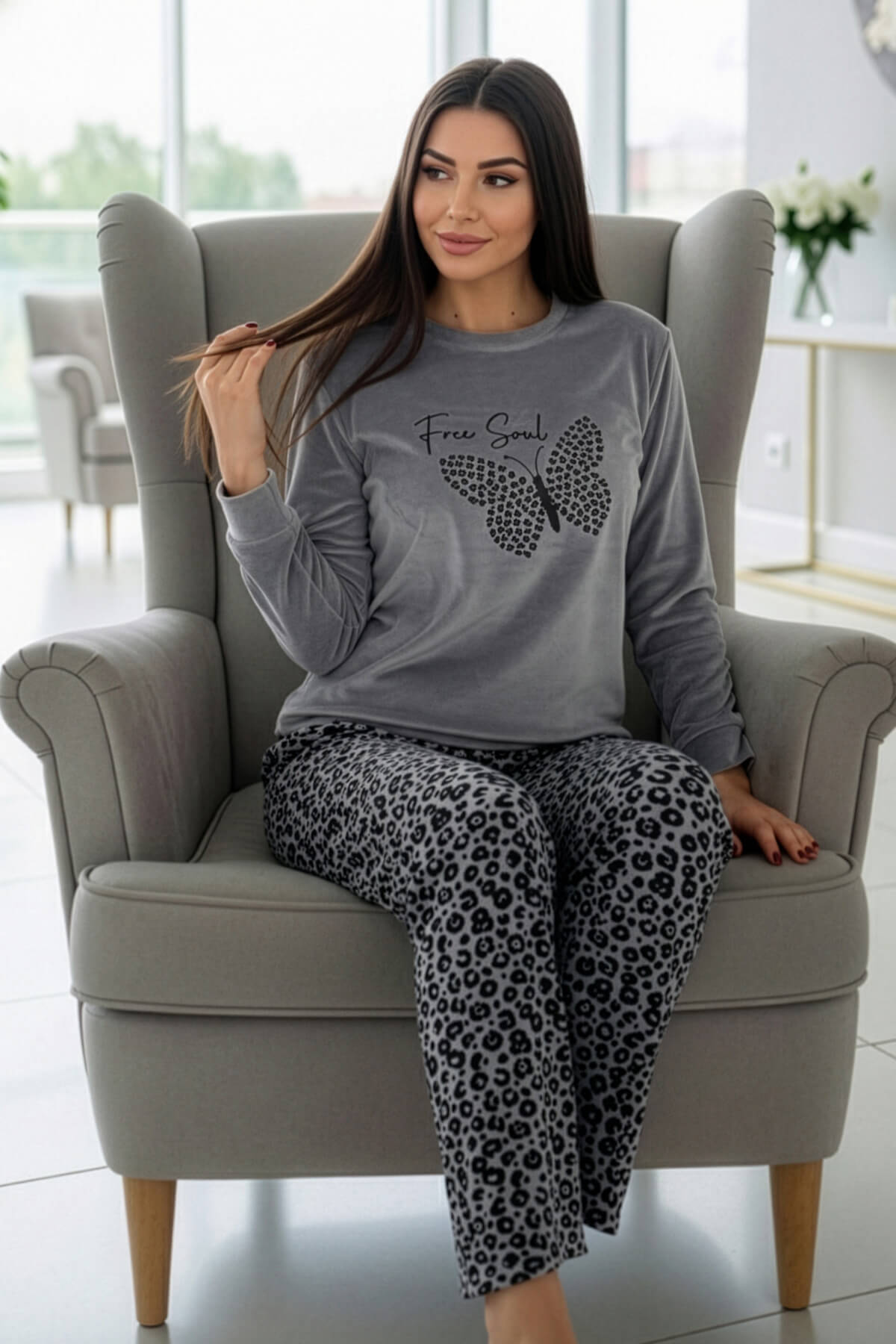 Gri Butterfly Desenli Veloura Soft Kadın Pijama Takımı  - Pijamaevi (2)