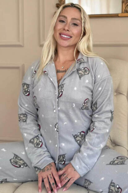 Gri Dreamy Bear Desenli Önden Düğmeli Peluş Polar Pijama Takımı 