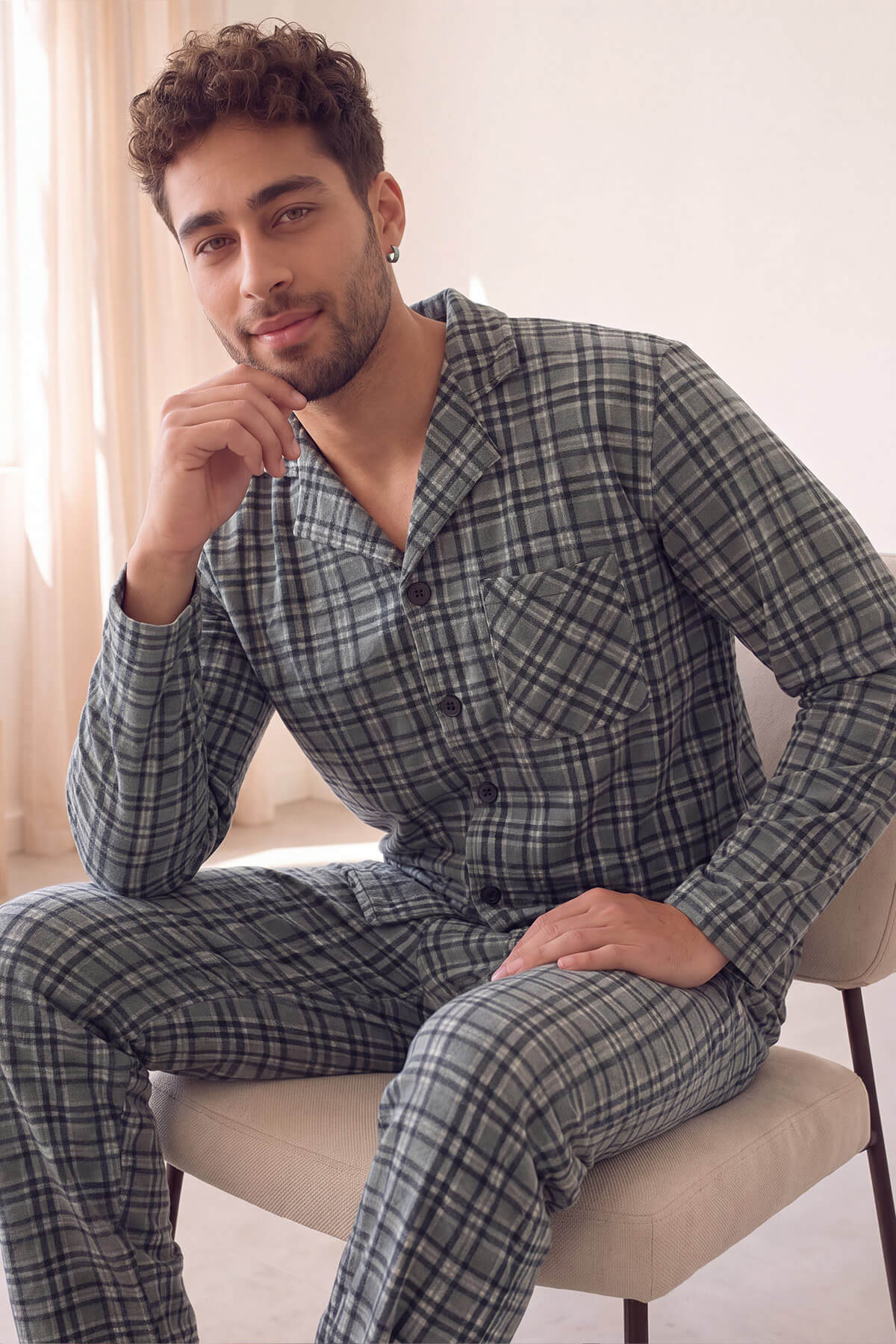 Gri Ekose Desenli Önden Düğmeli Elegant Erkek Pijama Takımı - Pijamaevi (2)