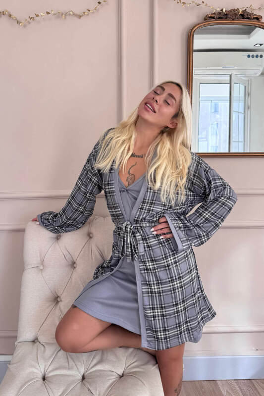 Gri Ekose Desenli Termal Gecelik Sabahlıklı Kadın Pijama Takımı - Pijamaevi (2)