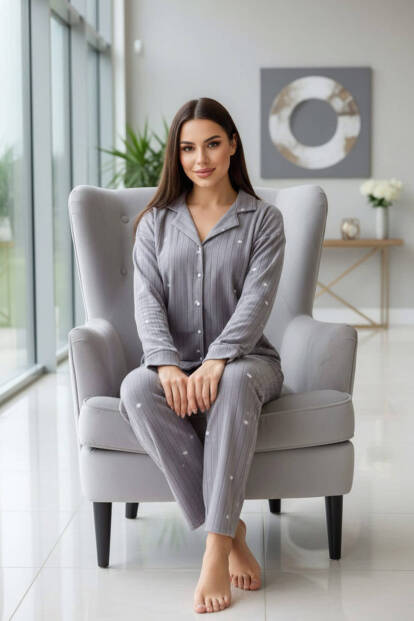 Gri Fitil Kalp Desenli Önden Düğmeli Peluş Polar Pijama Takımı - 5